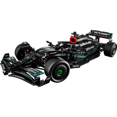 Sestavovací puzzle závodního superauta Mercedes F1