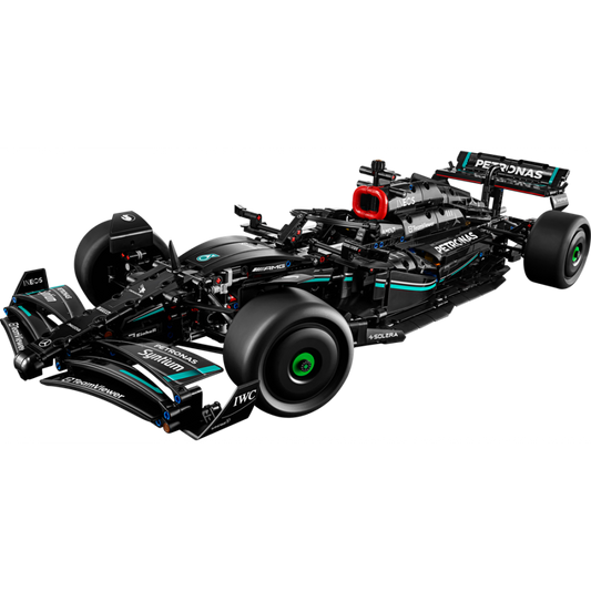 Sestavovací puzzle závodního superauta Mercedes F1